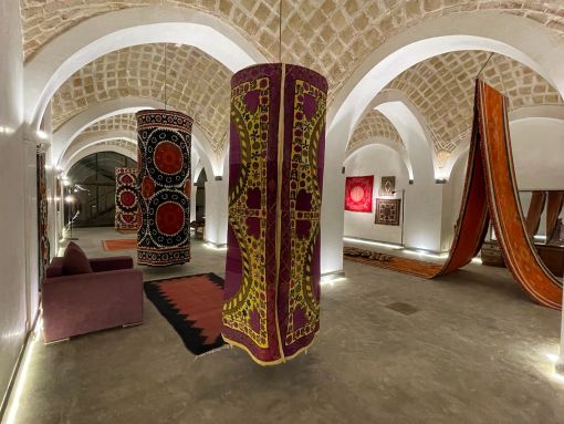 Sooleh Art Space. Courtesy of Hasht Cheshmeh Art Space. — © Courtesy of Hasht Cheshmeh Art Space.