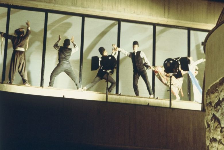 Performance at the opening of TMoCA, 1977 — © In: www.news.artnet.com. Photo: Jila Dejam