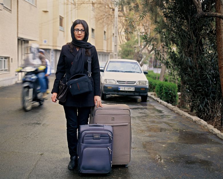 Behnam Sadighi, From The Last Day series (Manijeh, 2013, to the USA) — © Courtesy of the artist.